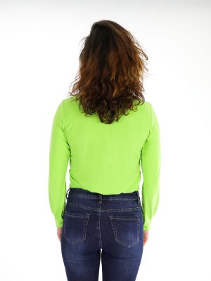 basic-travel-blouse-in-egaal-kiwi-groen-van-angelle-milan