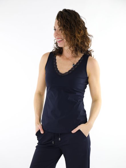 Dark Blue Travelstof Top Mouwloos Met Kant Van Mi Piace