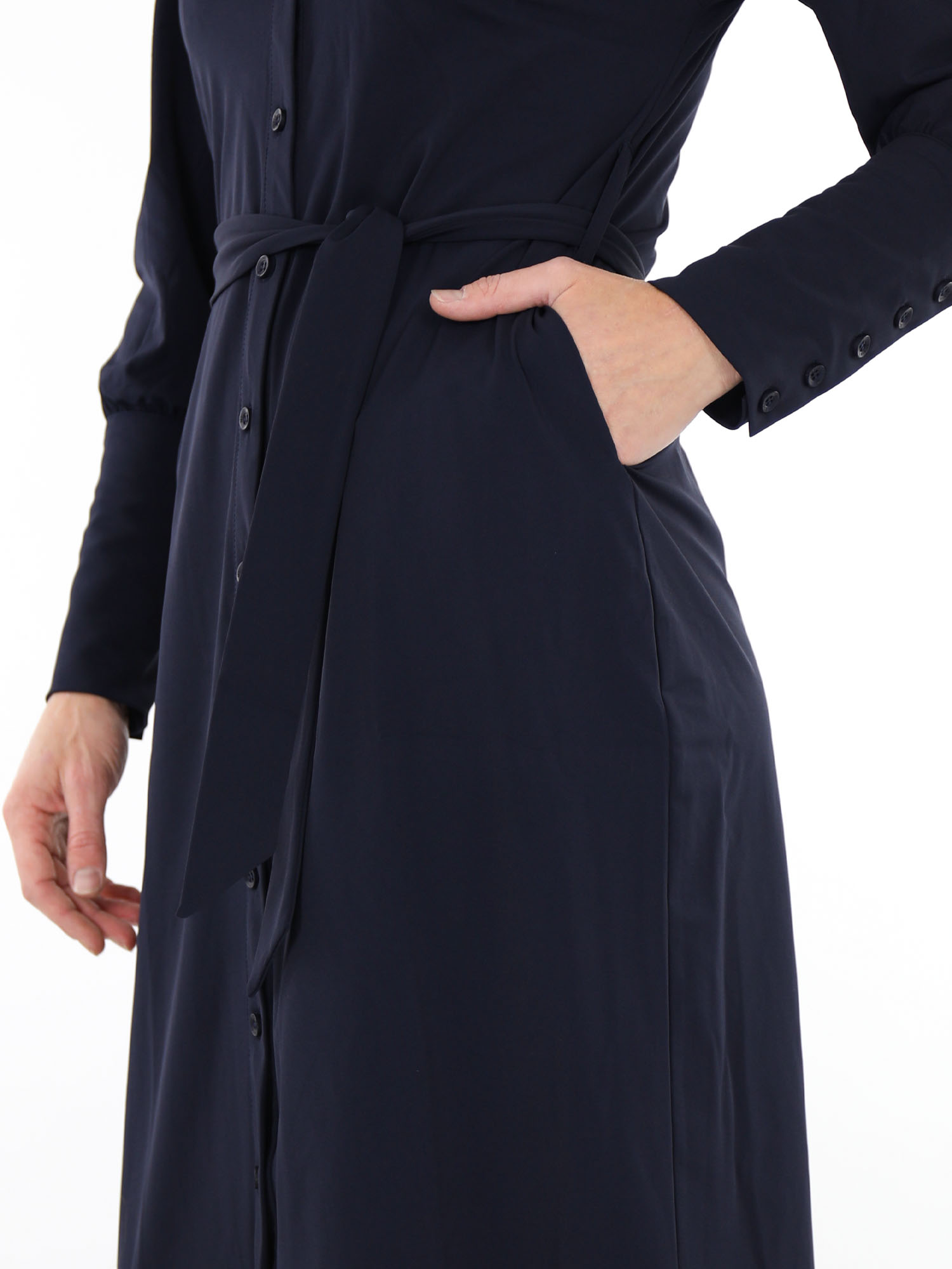 Onzorgvuldigheid fenomeen Algemeen Dark Blue travelstof lange jurk met knopen van Mi Piace 204