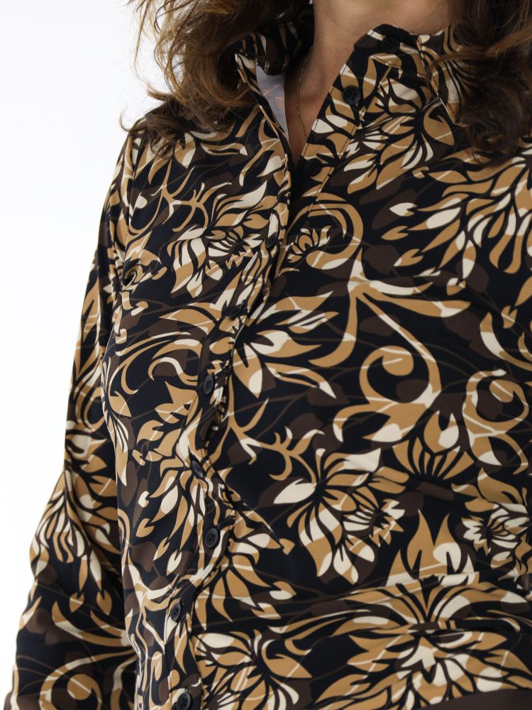 mi-piace-kaleidoscoop-print-blouse-met-dark-brown-zwarte-uitwerking