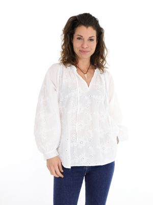 broderie-blouse-wit-top-wit-blouse
