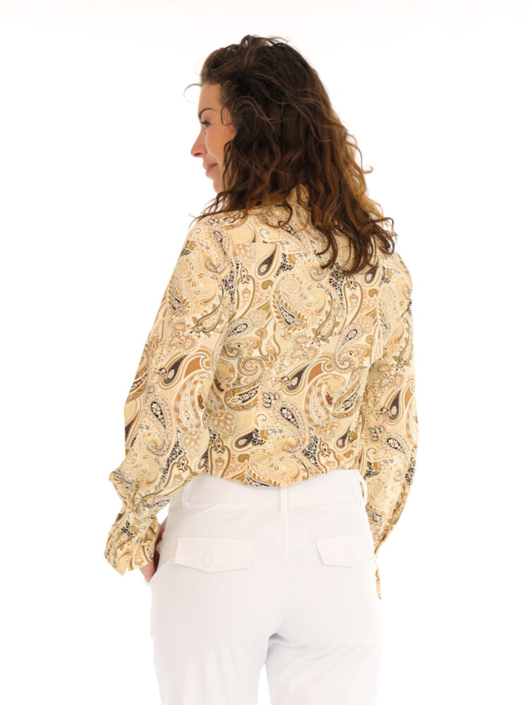 mi-piace-blouse-van-travelstof-met-paisly-print-in-zand-kleur-met-mouwdetail