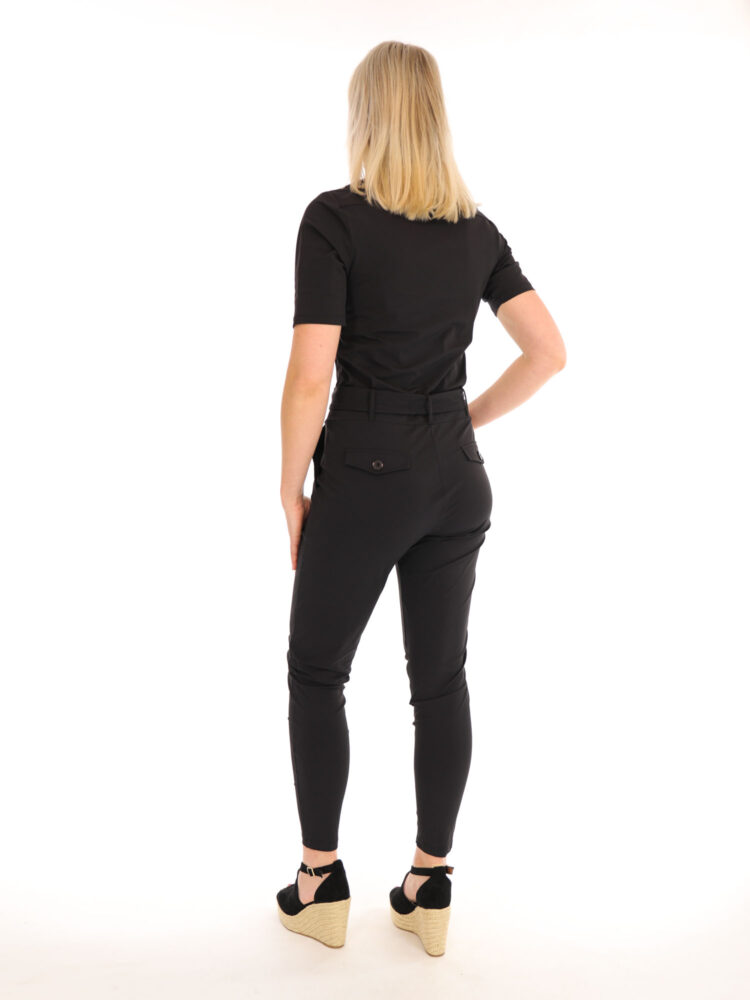 mi-piace-travelstof-jumpsuit-regular-met-tailleband-in-egaal-zwarte-kleur