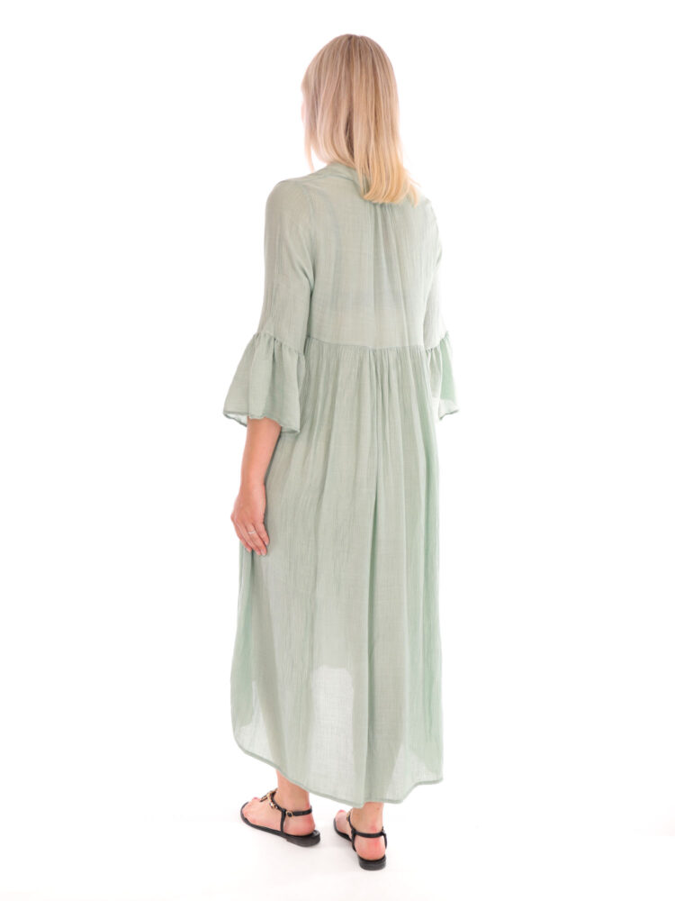 trompetmouw-strand-jurk-in-basic-groene-kleur-van-savinni