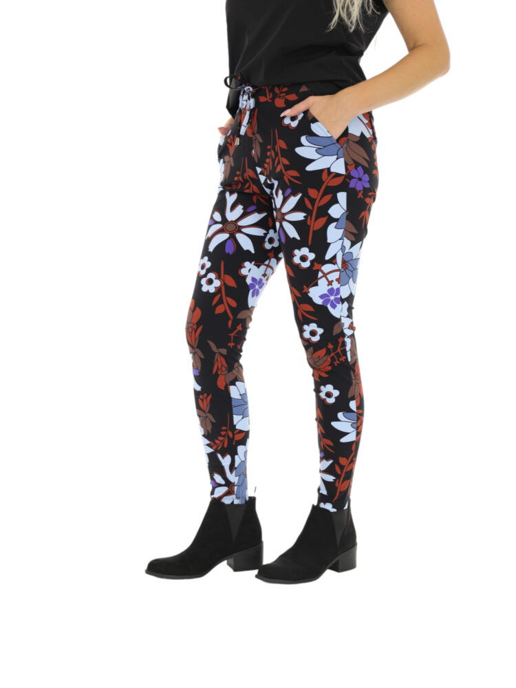 Mi-Piace-travelstof-broek-bloemenprint