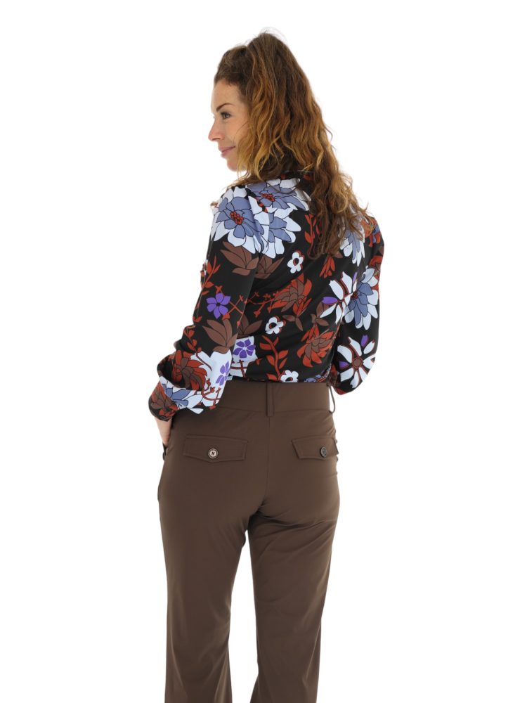 Pofmouwen-blouse-met-print-van-Mi-Piace-travelstof