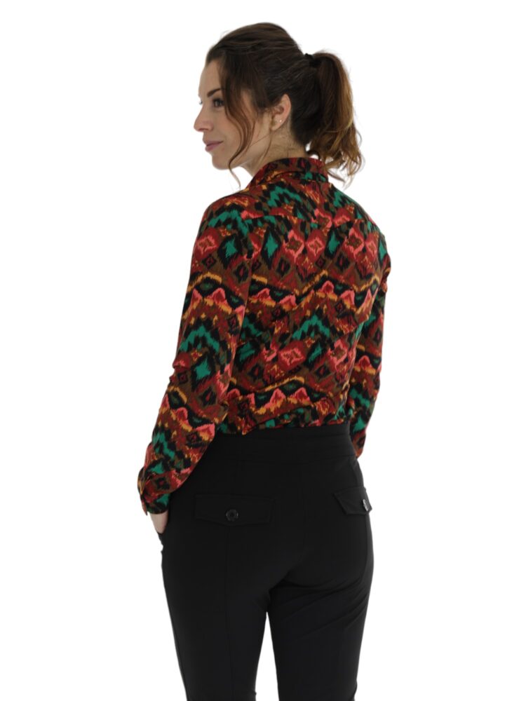 kleurrijke-blouse-van-travelstof-met-abstracte-print-van-mi-piace-60840