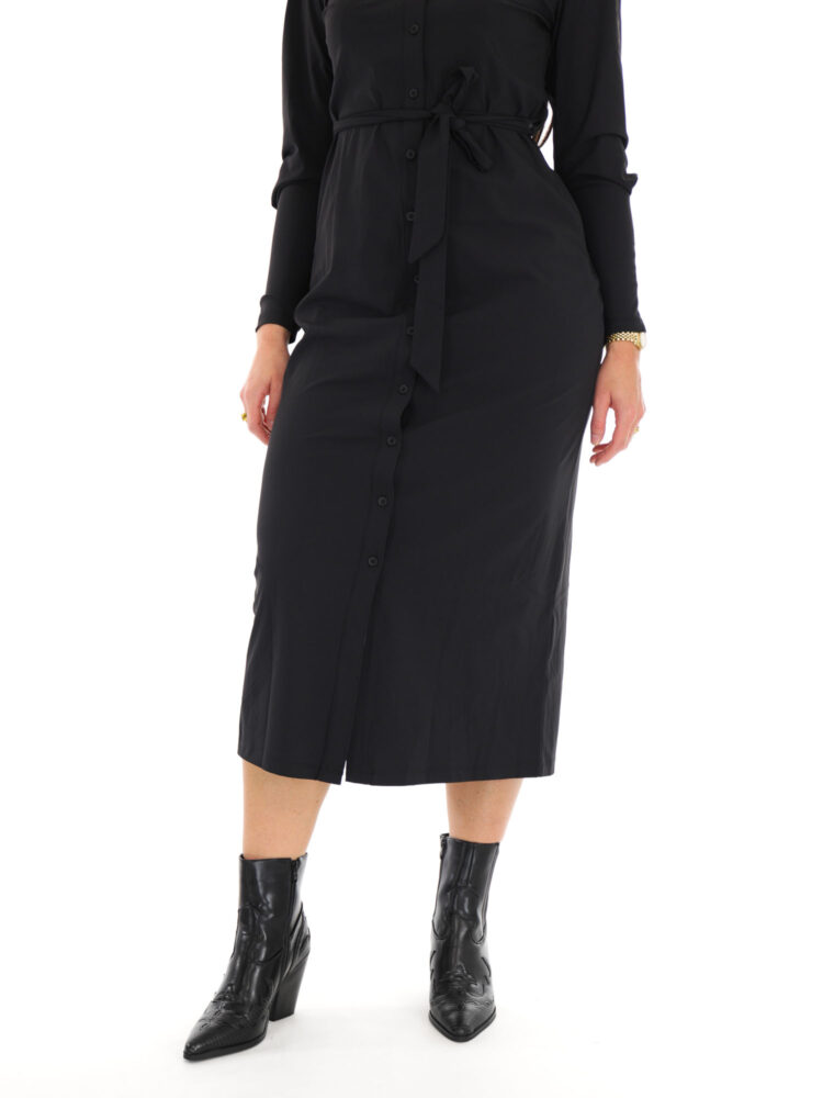 mi-piace-travel-jurk-met-knopen-en-tailleband-in-basic-zwart